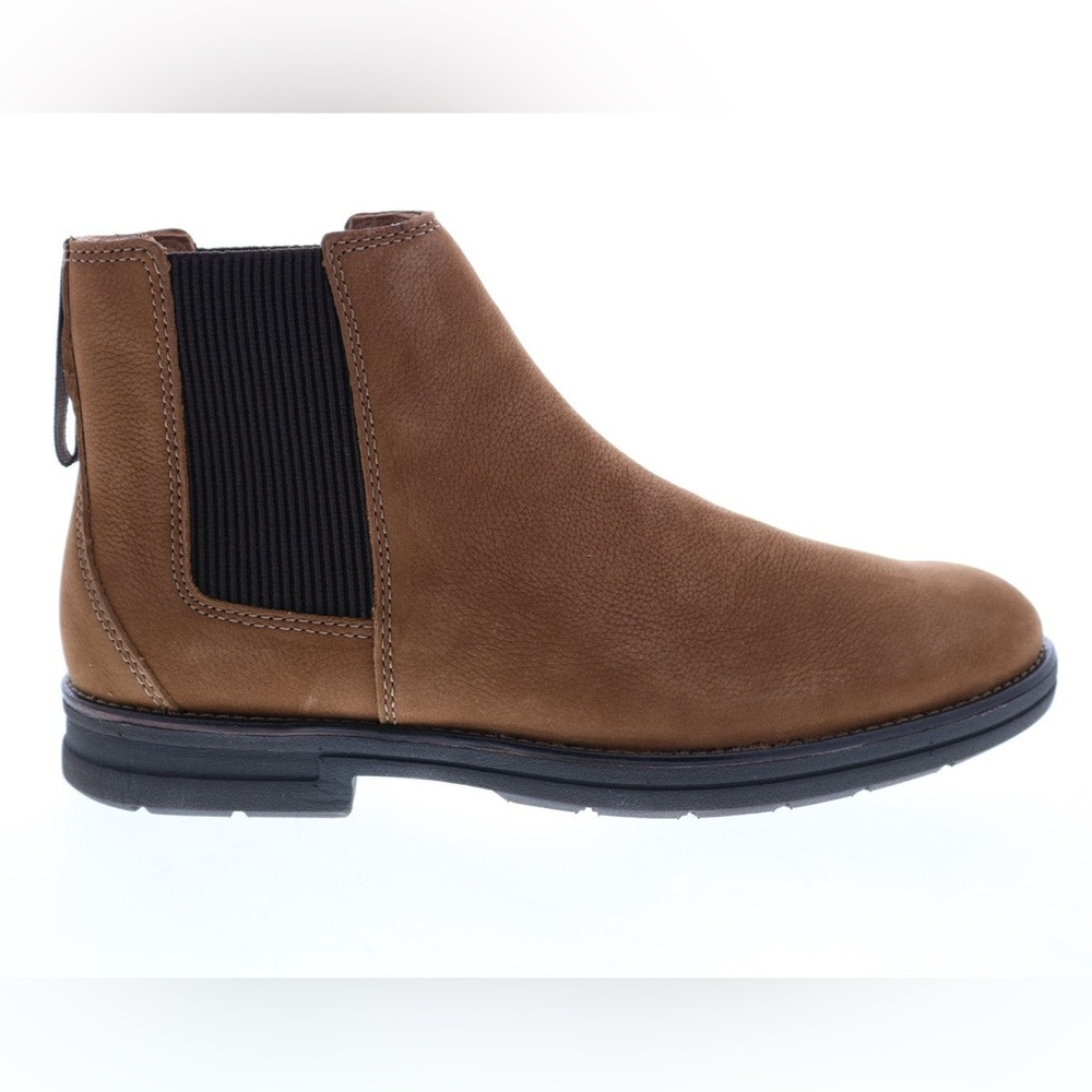 NEW!! Men’s Clarks Banning Limit Tan Nubuck Chelsea Boot Size 7M
